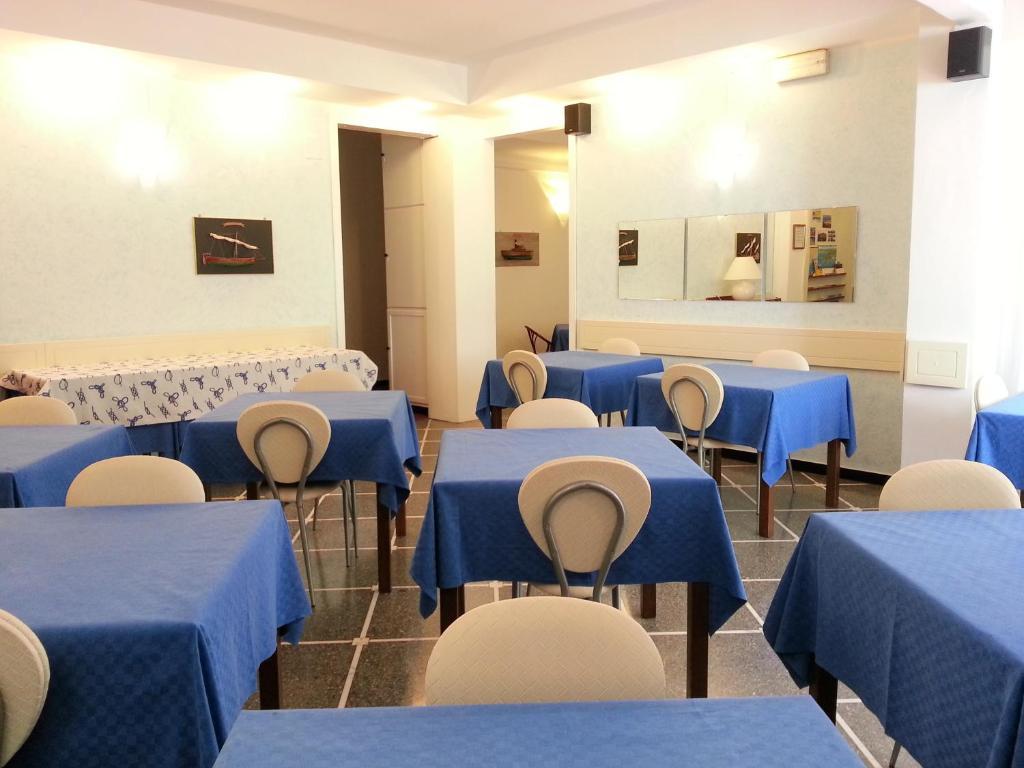 Hotel Mignon Posta Рапало Екстериор снимка